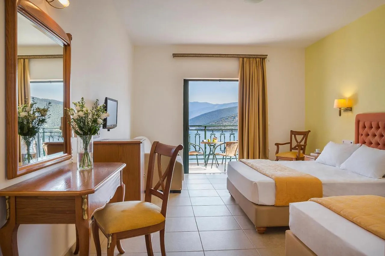 Kefalonia Bay Palace Pilarei