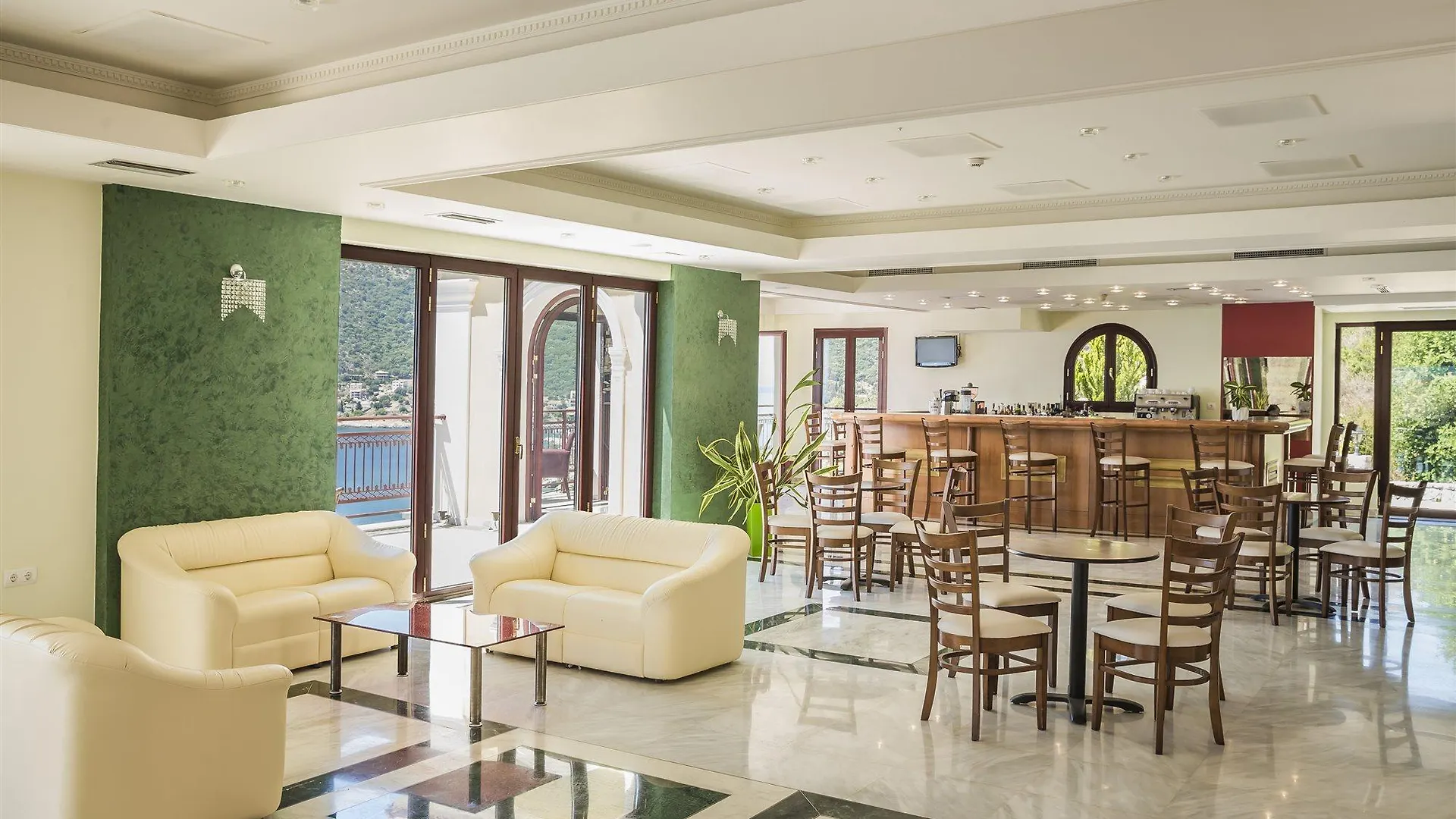 Kefalonia Bay Palace Pilarei  4*, Pilarei (Kefalonia) Greece